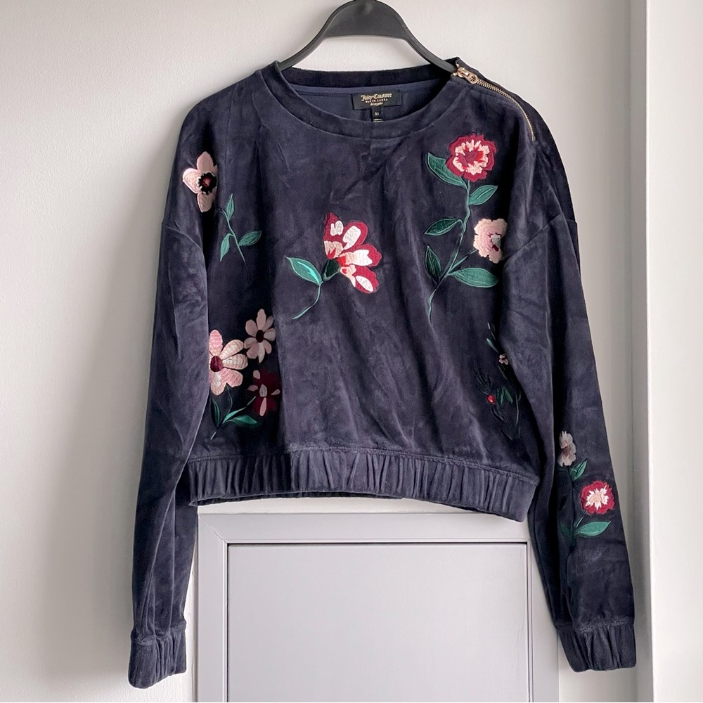 JUICY COUTURE Black Label Floral Embroidered Velour Top